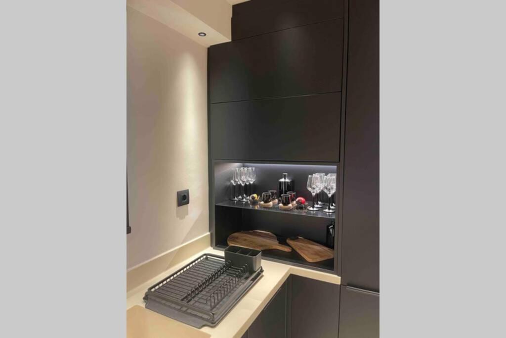 Kalivia Thorikou Lagonisi Luxury Appartment By The Sea 1 المظهر الخارجي الصورة